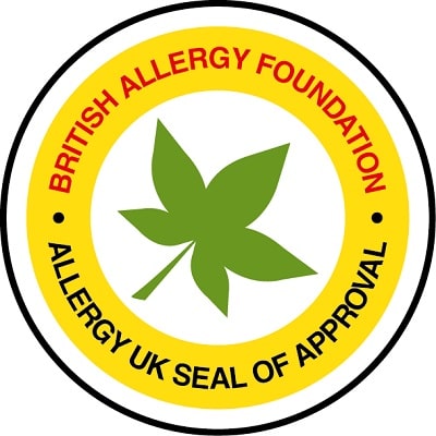 Description: Dấu kiểm định do Hiệp hội nghiên cứu các chất gây dị ứng của Anh (Allergy UK) cấp về khả năng làm giảm hiệu quả các tác nhân gây dị ứng.